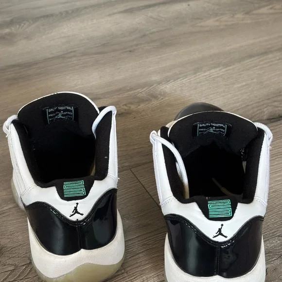 Jordan Emerald 11s